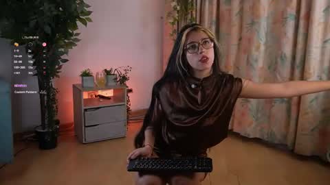 Snapshot of aisha_bx chatting on July 16, 2026, 1:50 pm Aisha online show from July 16, 2026, 1:50 pm