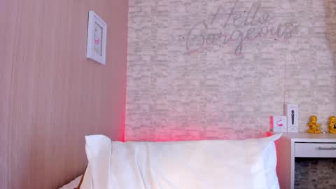 Snapshot of aisha_h chatting on March 9, 2025, 6:00 pm Aisha online show from March 9, 2025, 6:00 pm