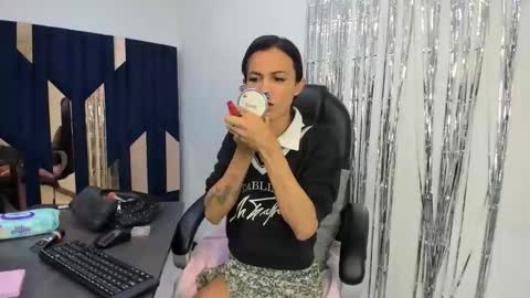 Snapshot of aisha_hotts777 chatting on June 5, 2026, 7:52 pm Aisha online show from June 5, 2026, 7:52 pm