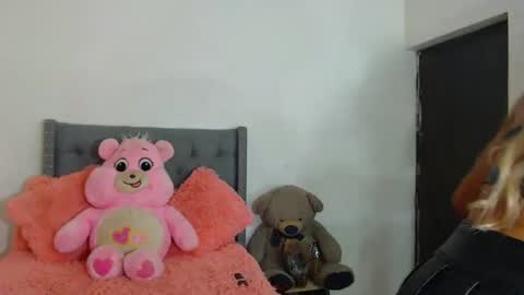 Snapshot of aisha_sex222 chatting on September 21, 2025, 9:49 pm aisha_sex222 online show from September 21, 2025, 9:49 pm