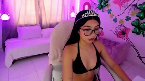 Aisha online show from March 15, 2026, 7:31 pm