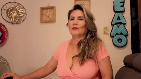 Aisha online show from April 28, 2026, 5:07 pm