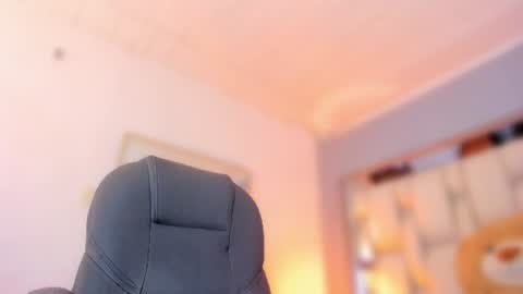 Snapshot of aishakassandra chatting on July 2, 2026, 11:27 am KASSANDRA online show from July 2, 2026, 11:27 am