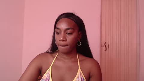 Aisha online show from March 18, 2026, 9:29 pm