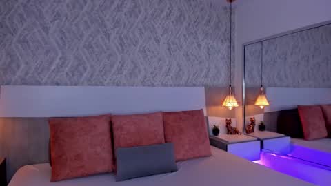 Aisha online show from February 27, 2025, 3:15 pm