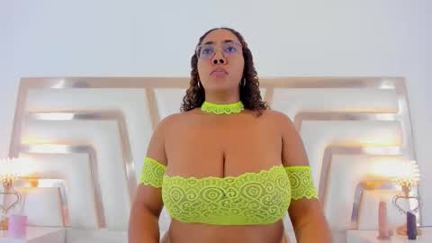 Aisha Rodgers online show from November 24, 2025, 8:52 pm