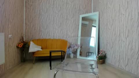 Aisha online show from February 24, 2025, 10:26 am