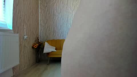 Aisha online show from March 3, 2025, 1:53 pm