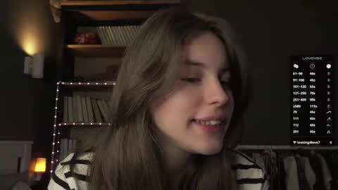 Snapshot of aislyfarran chatting on May 17, 2026, 2:31 am Aliza online show from May 17, 2026, 2:31 am