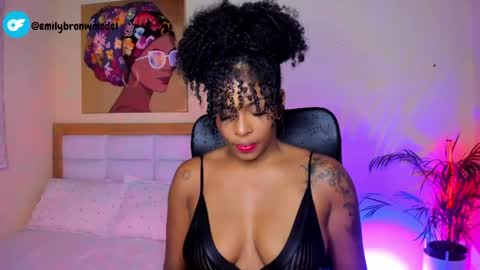Snapshot of aitana_brown chatting on May 13, 2026, 9:22 pm Aitana Brown online show from May 13, 2026, 9:22 pm
