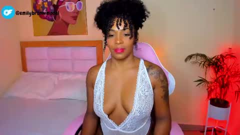 Snapshot of aitana_brown chatting on June 11, 2026, 10:19 pm Aitana Brown online show from June 11, 2026, 10:19 pm