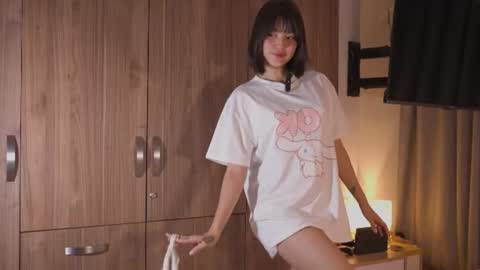 Snapshot of aitana_jhons chatting on June 10, 2026, 10:14 am Aitana Jhons online show from June 10, 2026, 10:14 am