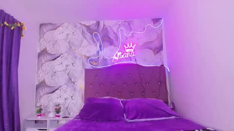 aitana_star1 online show from March 26, 2026, 8:25 pm