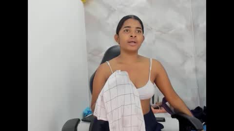 Snapshot of aitanacortes chatting on October 6, 2025, 1:41 pm aitana online show from October 6, 2025, 1:41 pm