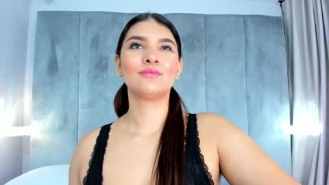  Aitana  online show from April 30, 2026, 10:54 am