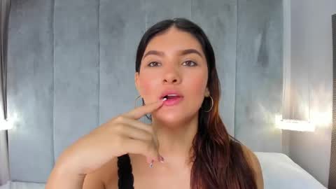 Snapshot of aitanajones1_ chatting on May 16, 2026, 11:20 am Aitana online show from May 16, 2026, 11:20 am