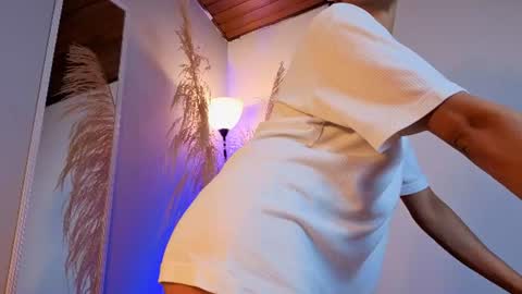 Snapshot of aitanna_garciia chatting on June 18, 2026, 11:03 am Aitana Garcia online show from June 18, 2026, 11:03 am
