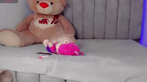 Snapshot of aixa_beltran chatting on February 8, 2025, 11:22 am aixa_beltran online show from February 8, 2025, 11:22 am