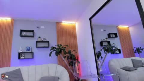 Snapshot of aixa_charless chatting on May 22, 2026, 12:00 pm Aixa online show from May 22, 2026, 12:00 pm