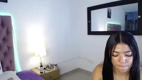 Snapshot of aixa_shaw chatting on February 11, 2025, 11:33 pm AIXA online show from February 11, 2025, 11:33 pm