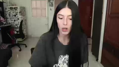 Snapshot of aizen_myo chatting on October 20, 2025, 5:57 pm Aizen My- online show from October 20, 2025, 5:57 pm