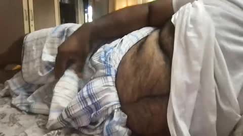 Snapshot of ajeeb_najeeb chatting on December 18, 2024, 8:31 am BigHairyGuy online show from December 18, 2024, 8:31 am