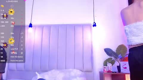 aji_golds online show from June 15, 2026, 2:08 pm