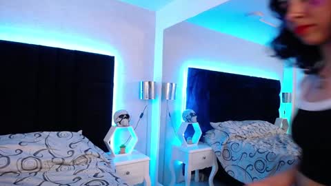 Snapshot of akane_uwu chatting on December 15, 2024, 1:13 am A K A N E U W U online show from December 15, 2024, 1:13 am