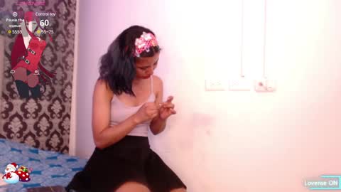 Snapshot of akane_uwu chatting on December 22, 2024, 3:33 pm A K A N E U W U online show from December 22, 2024, 3:33 pm