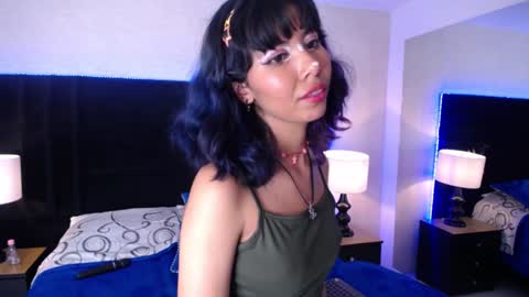 Snapshot of akane_uwu chatting on January 17, 2025, 4:04 pm A K A N E U W U online show from January 17, 2025, 4:04 pm