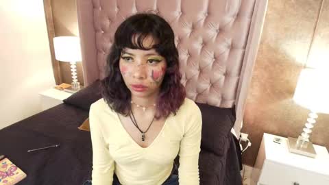 Snapshot of akane_uwu chatting on February 25, 2025, 4:42 pm A K A N E U W U online show from February 25, 2025, 4:42 pm