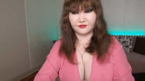 Shelly online show from June 9, 2026, 5:19 am