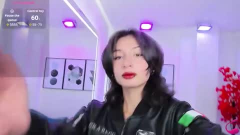 Snapshot of akaza_hakuji_ chatting on November 25, 2025, 12:38 pm Azaka online show from November 25, 2025, 12:38 pm