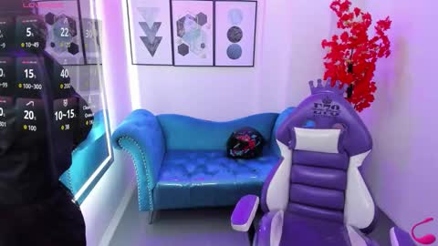 Snapshot of akaza_hakuji_ chatting on November 26, 2025, 12:39 pm Azaka online show from November 26, 2025, 12:39 pm