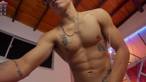 akazaboy online show from December 31, 2024, 10:04 am