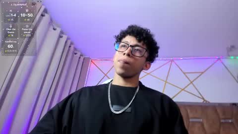 akazaboy online show from July 25, 2026, 4:10 am