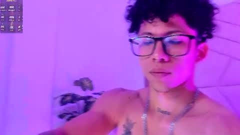 akazaboy online show from August 7, 2026, 4:58 am