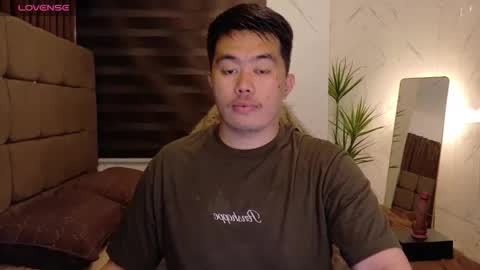 Snapshot of akihiro_morningstar chatting on January 5, 2026, 7:28 pm Dave online show from January 5, 2026, 7:28 pm