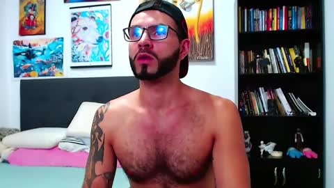 akiles online show from January 21, 2025, 2:33 am