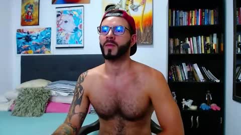 akiles online show from January 28, 2025, 1:39 am