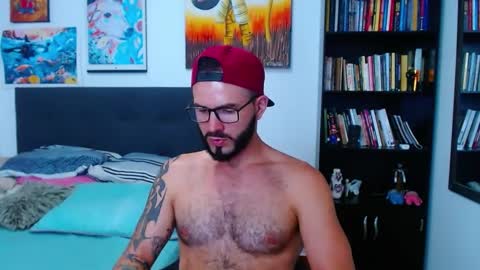 akiles online show from February 18, 2025, 2:05 am