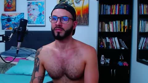 akiles online show from February 20, 2025, 10:59 pm