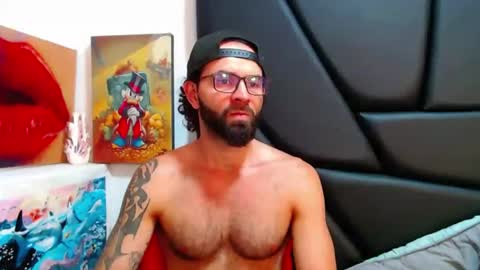 Snapshot of akiles_r chatting on July 16, 2026, 11:44 pm akiles online show from July 16, 2026, 11:44 pm