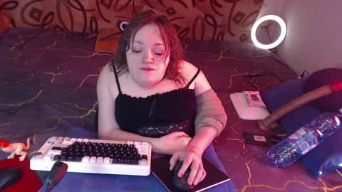 Snapshot of akindmodel chatting on February 21, 2025, 7:45 am Natalie online show from February 21, 2025, 7:45 am