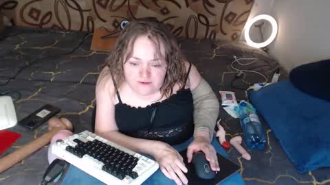 Snapshot of akindmodel chatting on February 22, 2025, 5:46 pm Natalie online show from February 22, 2025, 5:46 pm