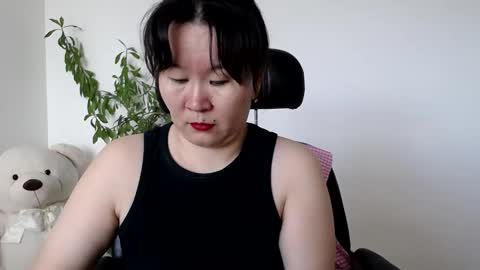 Snapshot of akira_xx chatting on May 20, 2026, 2:29 am Akira online show from May 20, 2026, 2:29 am