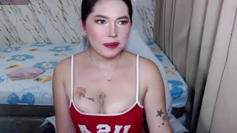 akiragirl_ online show from June 14, 2026, 5:42 am