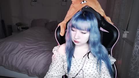 Snapshot of akirahartyx chatting on January 8, 2025, 2:14 pm akirahartyx online show from January 8, 2025, 2:14 pm