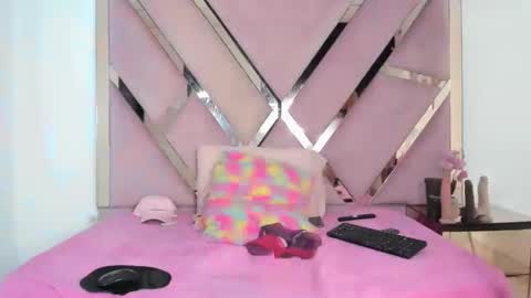 akiraht online show from October 25, 2025, 9:09 pm