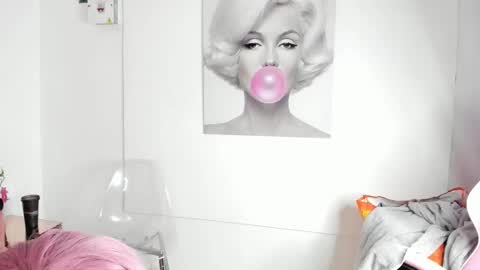 akiraht online show from October 26, 2025, 6:58 pm